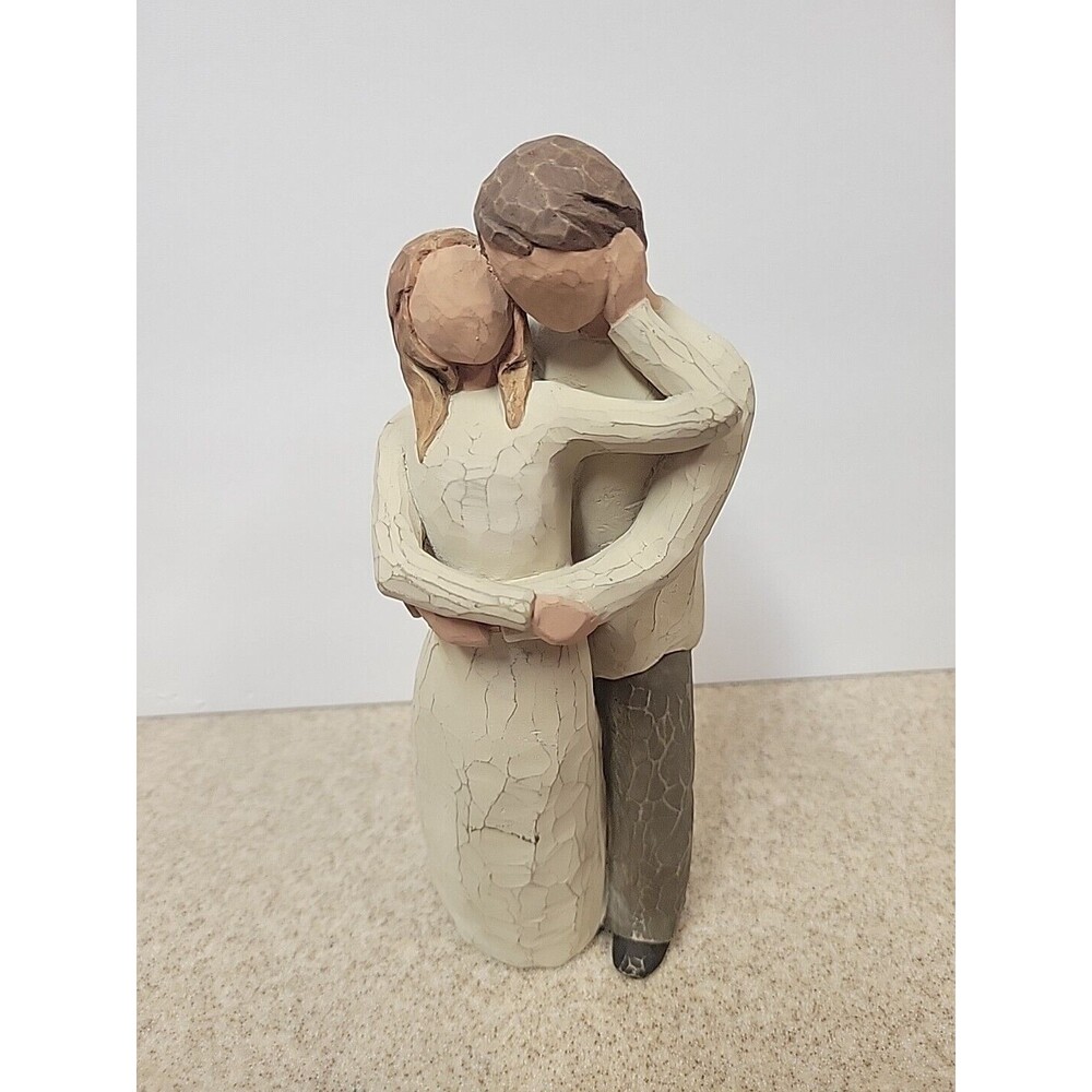 Willow Tree Together Figurine Man Woman Embracing Sue Lordi 2001 Demdaco Resin